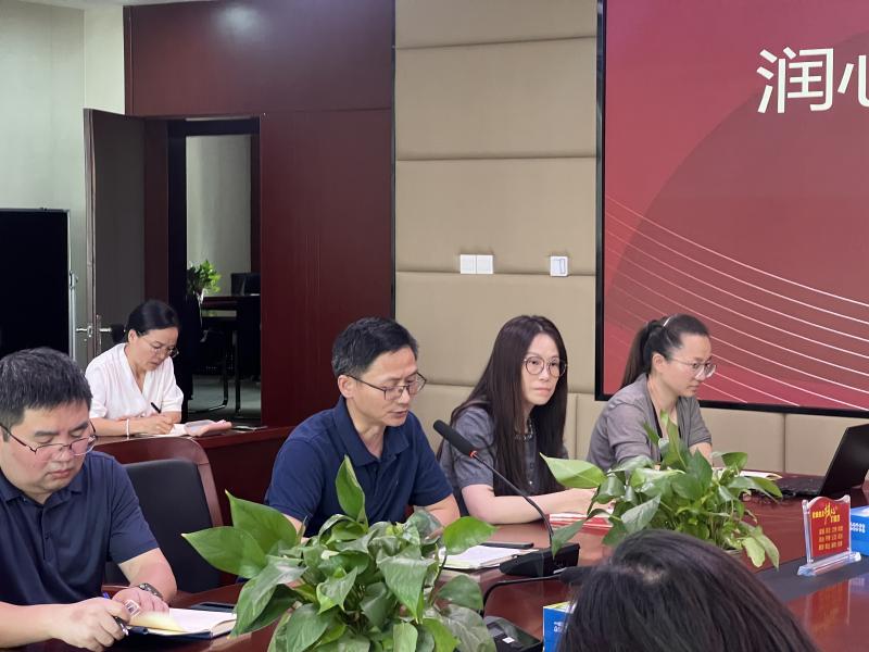 杨颖校长讲话.jpg 杨颖校长讲话.jpg